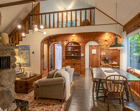 Click to show details - Serious Moonlight Serious Moonlight | South Shore Vacation Home