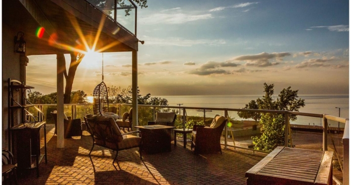 Lakefront vacation rental near Indiana Dunes National Park along Lake Michigan